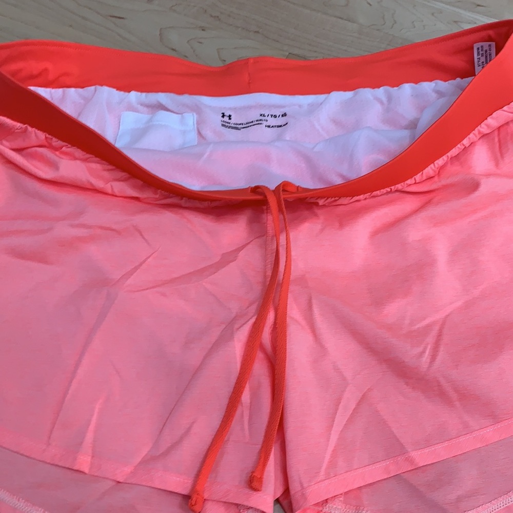NWOT under armour shorts - Picture 3 of 8